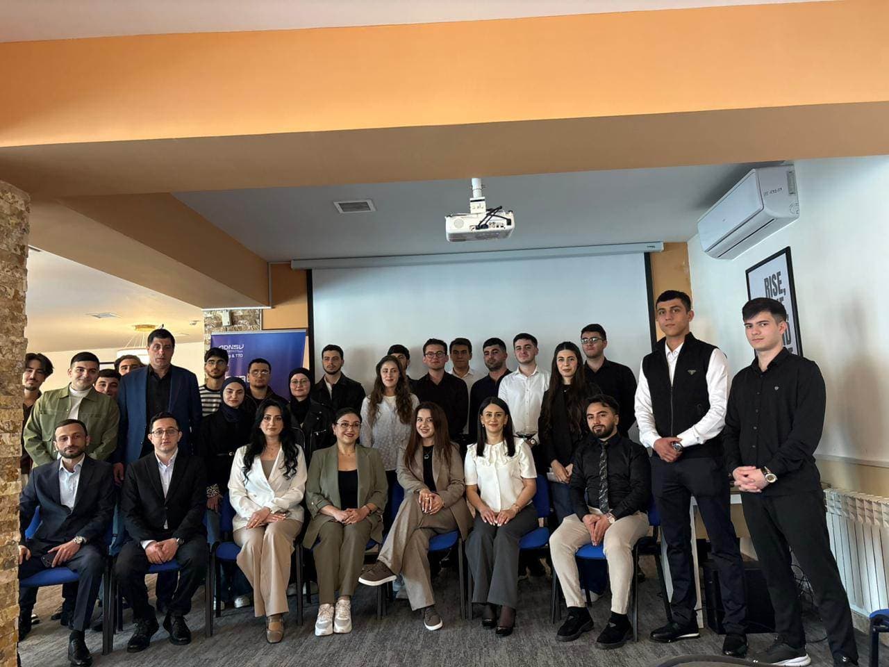 Azərbaycan İnnovasiya Mərkəzində "CyberBridge Career Day" tədbiri uğurla keçirilib