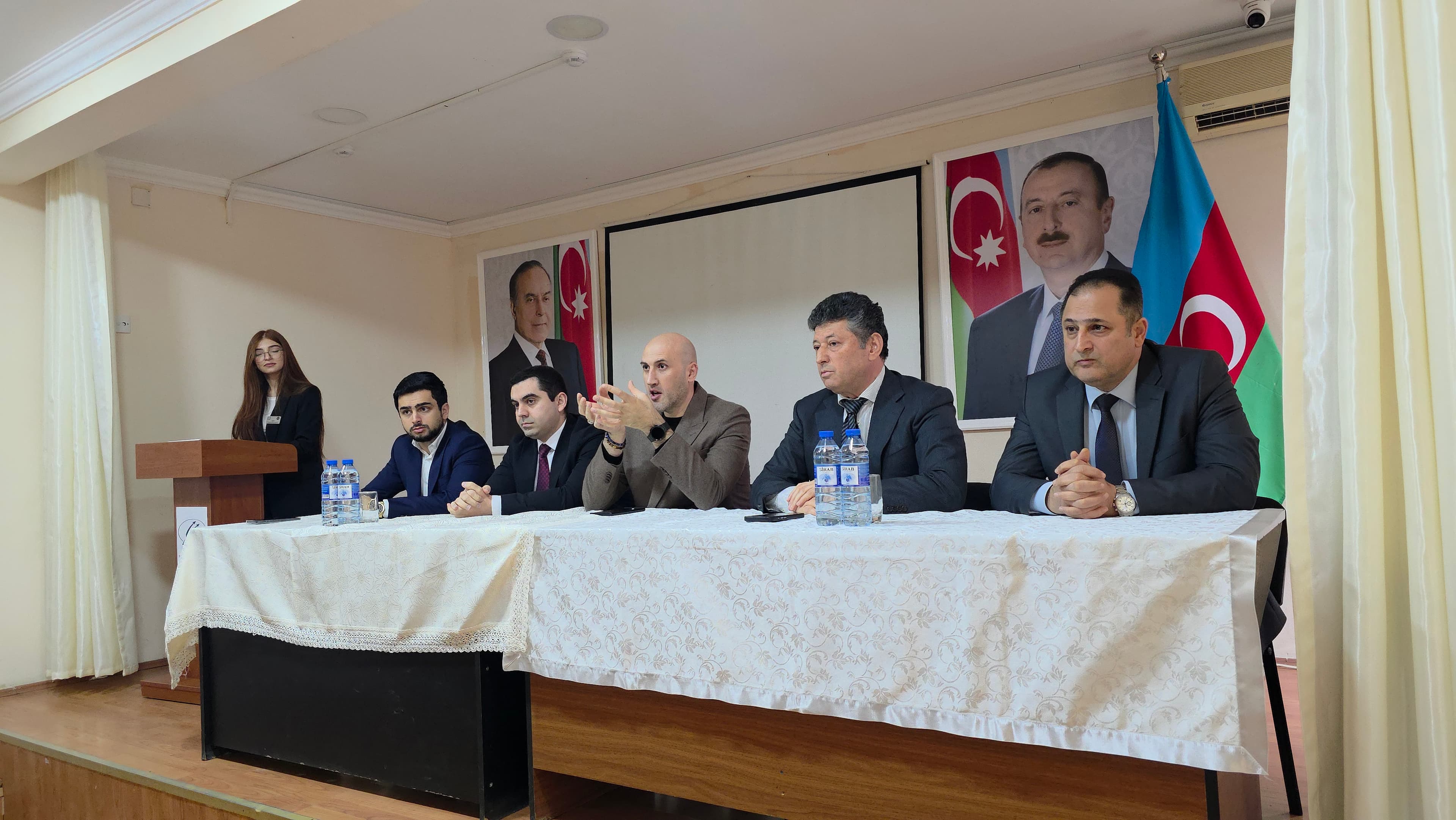 Gənclər üçün Kibertəhlükəsizlik, Süni İntellekt və Rəqəmsal Transformasiya Tədbiri Keçirildi